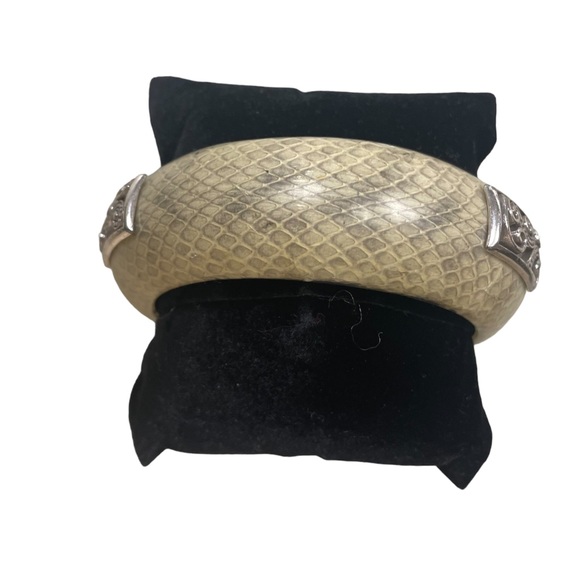 NEW! Brighton “Animal Instinct” Necklace and Bracelet Set - Picture 8 of 9